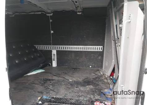 2021 Ford Transit-250 z USA, uszkodzony, nr VIN 1FTBR1Y82MKA76327